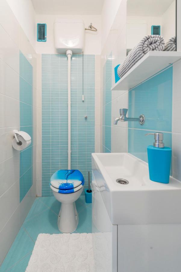 Adventure Apartment 75M2 Close To The Center Split Buitenkant foto